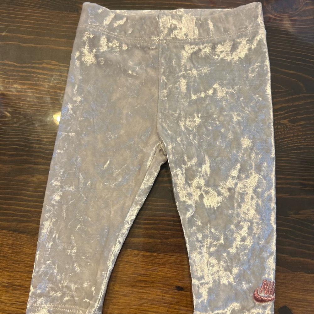 Nike leggings